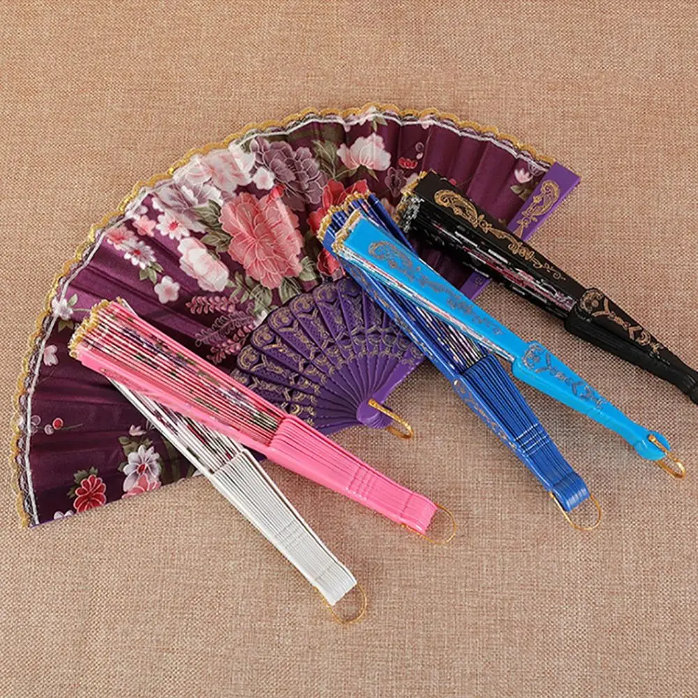 Elegent Plastic Folding Fan Chinese Style Silk Fabric Dance Fan Classical Vintage Style Hand Held Fan Desktop Ornaments
