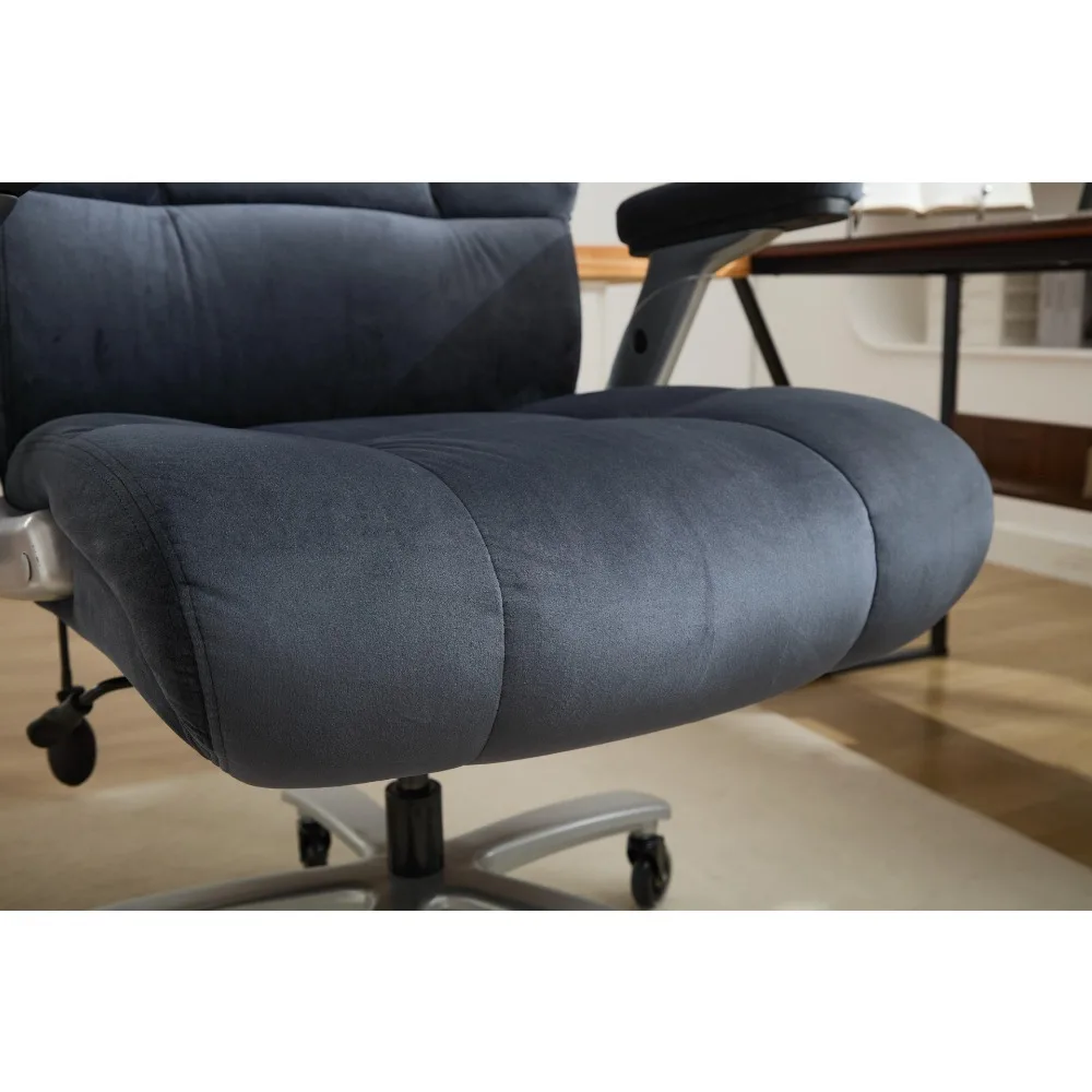 كرسي مكتب كبير طويل القامة مع كرسي كمبيوتر تنفيذي من القماش قابل للتعديل مع مسند ذراع قابل للطي ثنائي الأبعاد وعجلات مطاطية هادئة