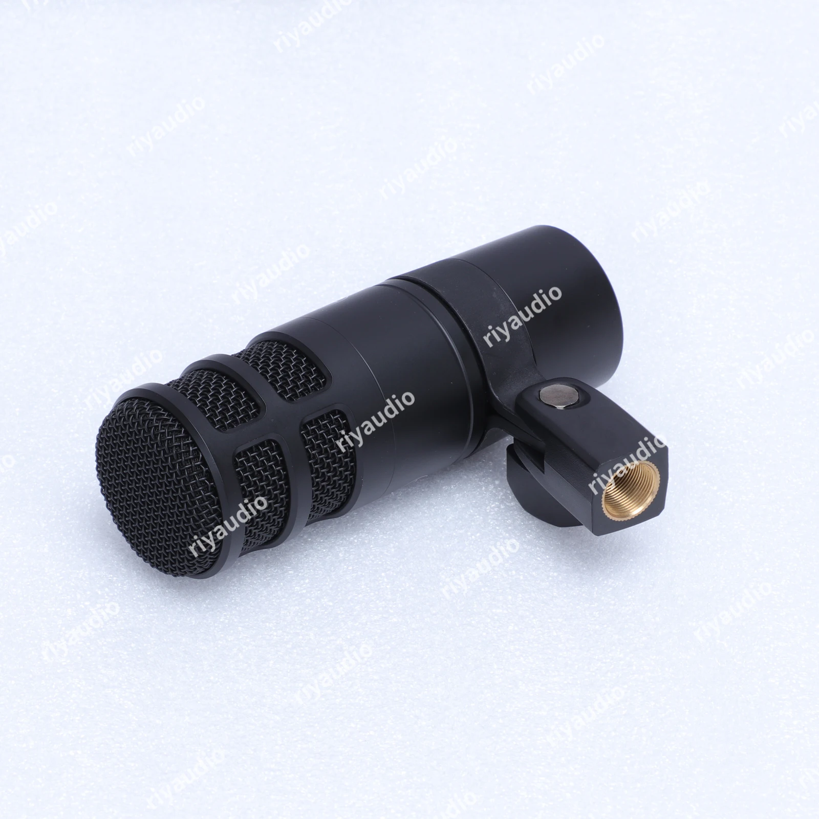 AT2040 High Audio Quality Recording Studio Live Wired Condenser Mic Professional Live Streaming Hyper-cardioid Mic for Broadcast