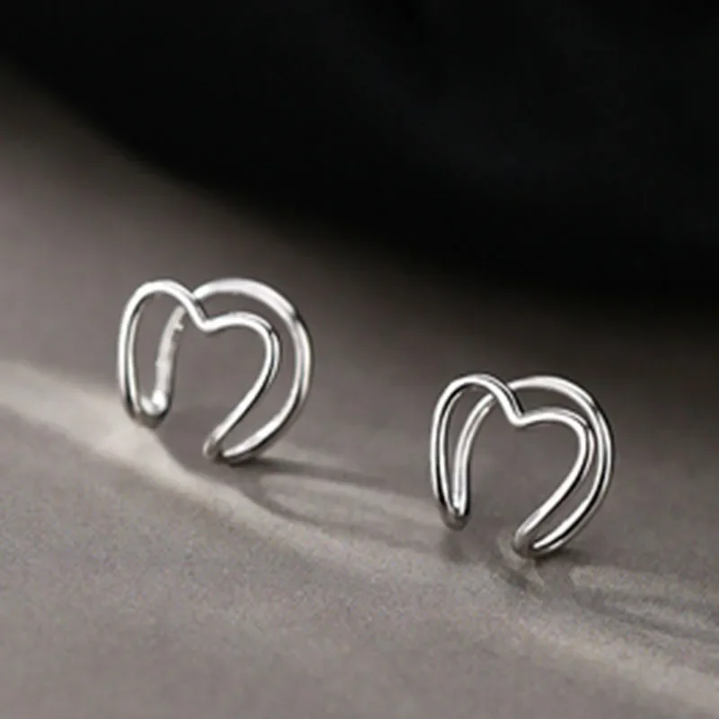 Korea Silver Color Metal Geometric Heart Ear Cuff Stackable Simple C-shape Ear Clip Earrings for Women Aesthetic Jewelry 2021