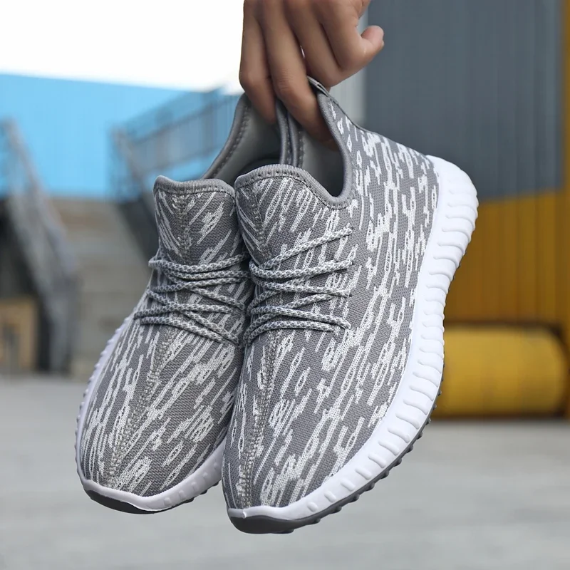 

Casual Fashion Men's Mesh Breathable New Soft Wear Resistant Anti-slip Lightweight Men's Soft Sole Vulcanized Sports Shoes