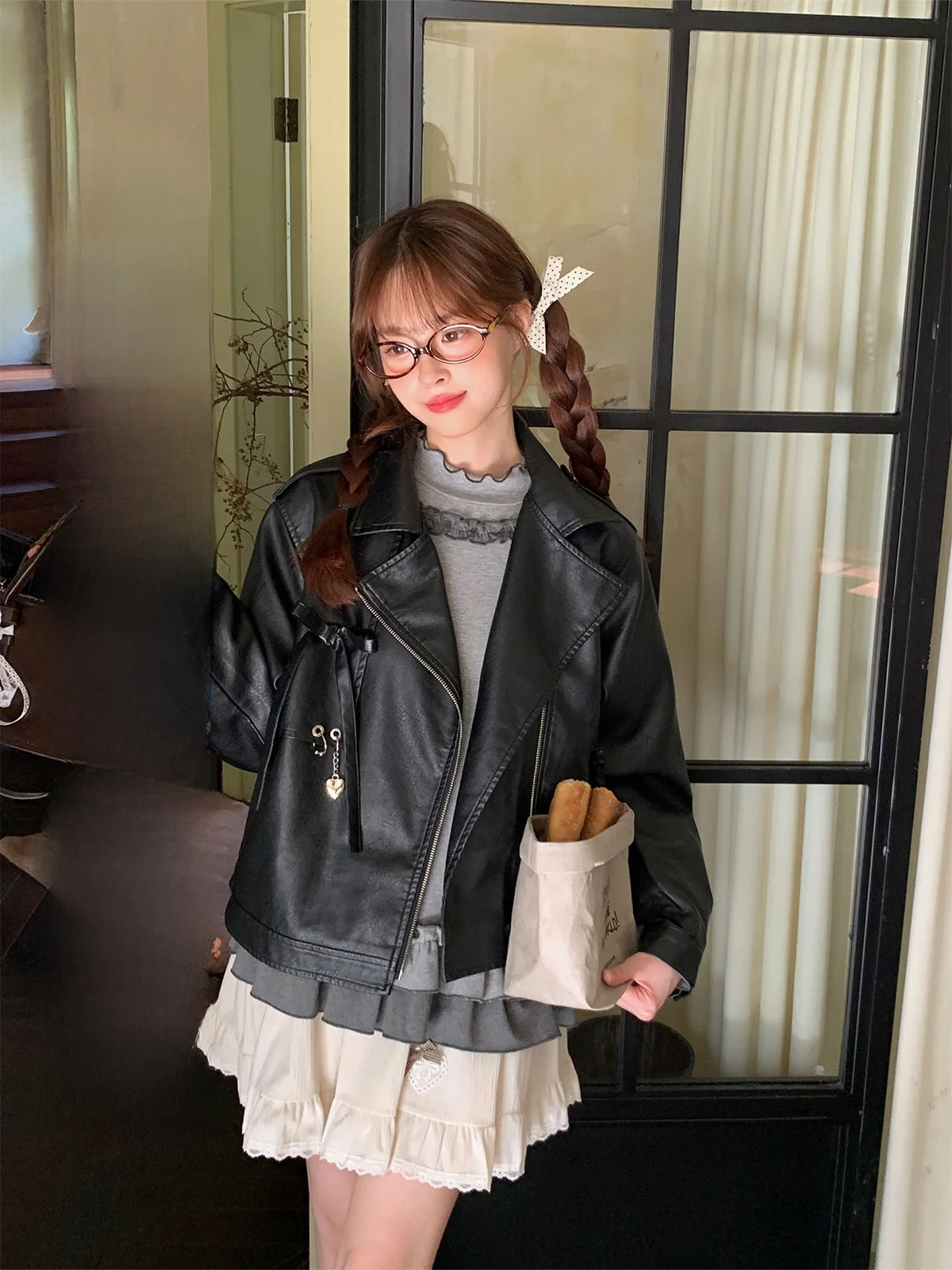 

Женская кожаная куртка BibiBency в стиле байкер с бантом, на молнии спереди, повседневная, с глянцевым эффектом, с узлом, осенне-зимнее пальто