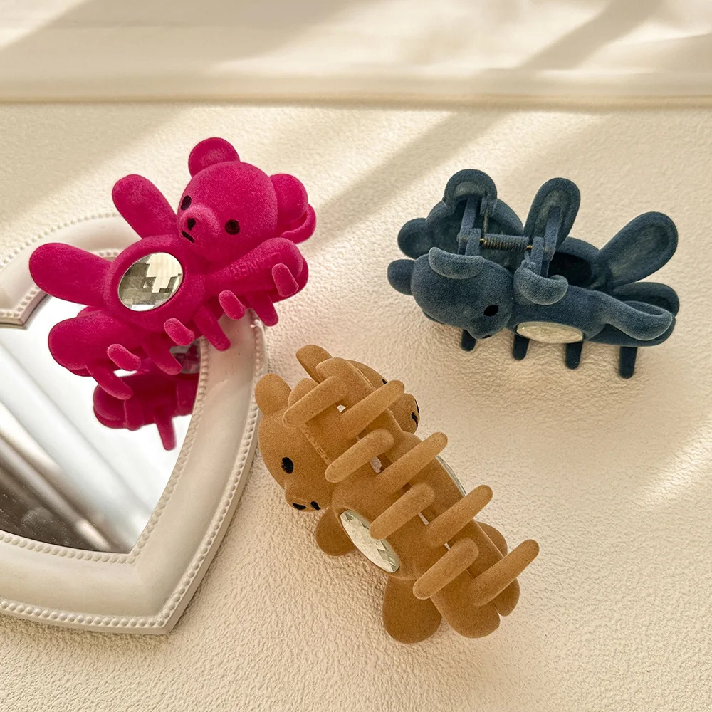 1 Stück süße winkende Teddybär-Haarspange mit hohem ästhetischem Wert, Strass-Stirnband, Hai-Clip, Valentinstag-Haar-Accessoire