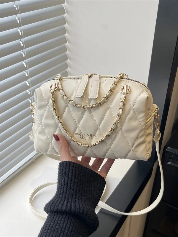 bolsa-feminina-transversal-de-ombro-estilo-coreano-com-corrente-de-diamantes-e-formato-de-travesseiro-nova-colecao-primavera