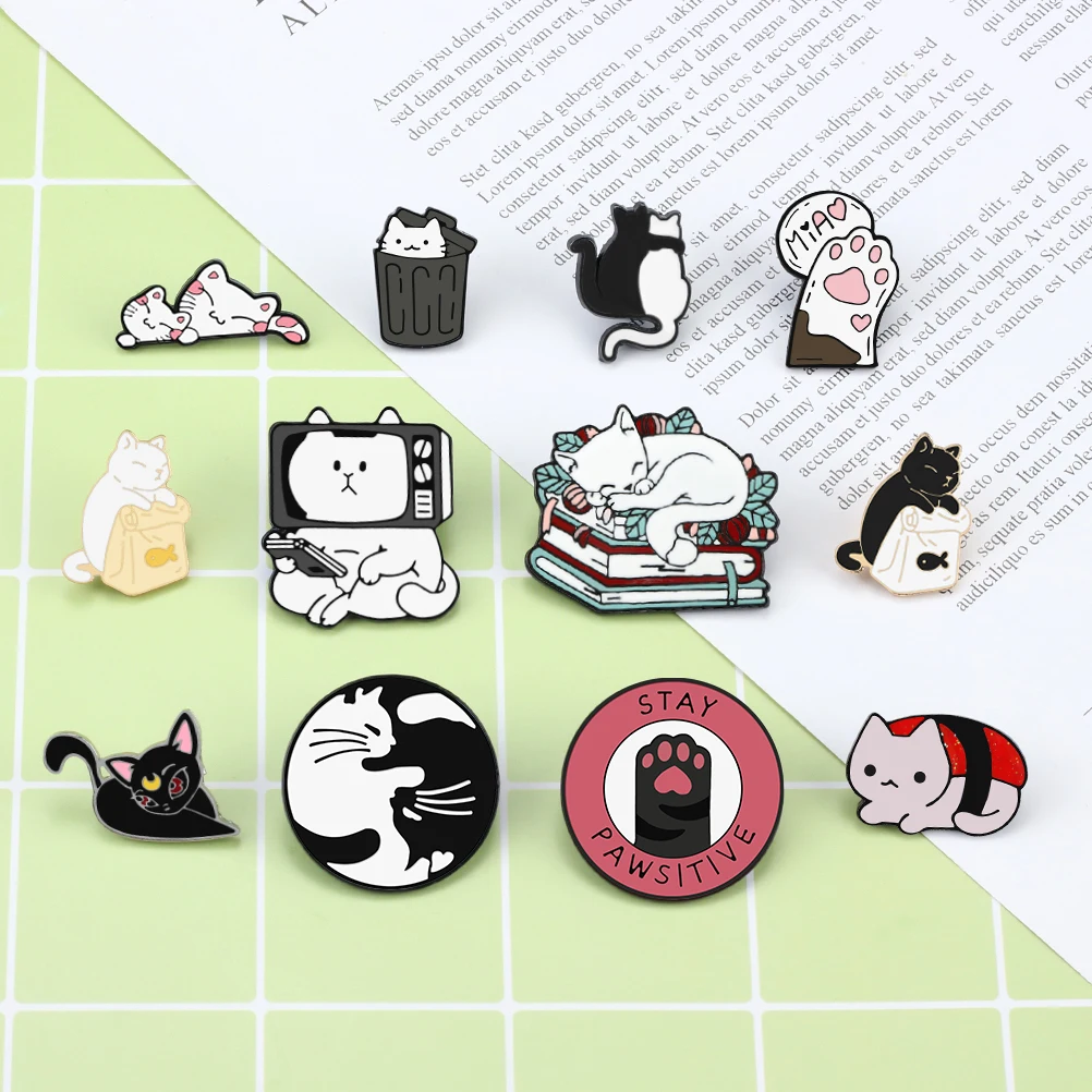 Cats Club Enamel Brooch Cartoon Black White Cat with Dried Fish Bag Sushi Stray Kitties Reading Pink Paw Lapel Pin Animal Badges