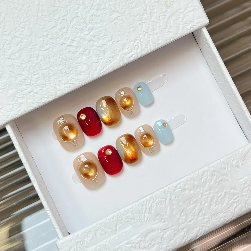 10Pcs Short Square Head Handmade False Nails Cat's Eye Shiny Powder Grid Press on Fake Nails Sequin Wearable Full Cover Nail Tip