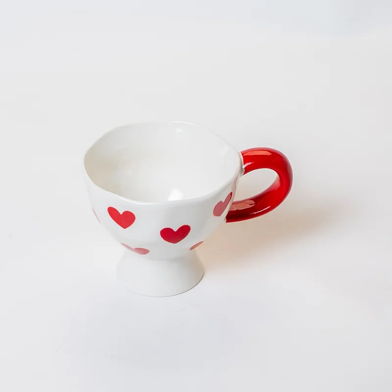 

1pc Handpainted Ceramic Coffee Mug Unique Heart-Themed Cup for Couples, Christmas Valentines Gift 200ml Milk Tea Mug with Handle