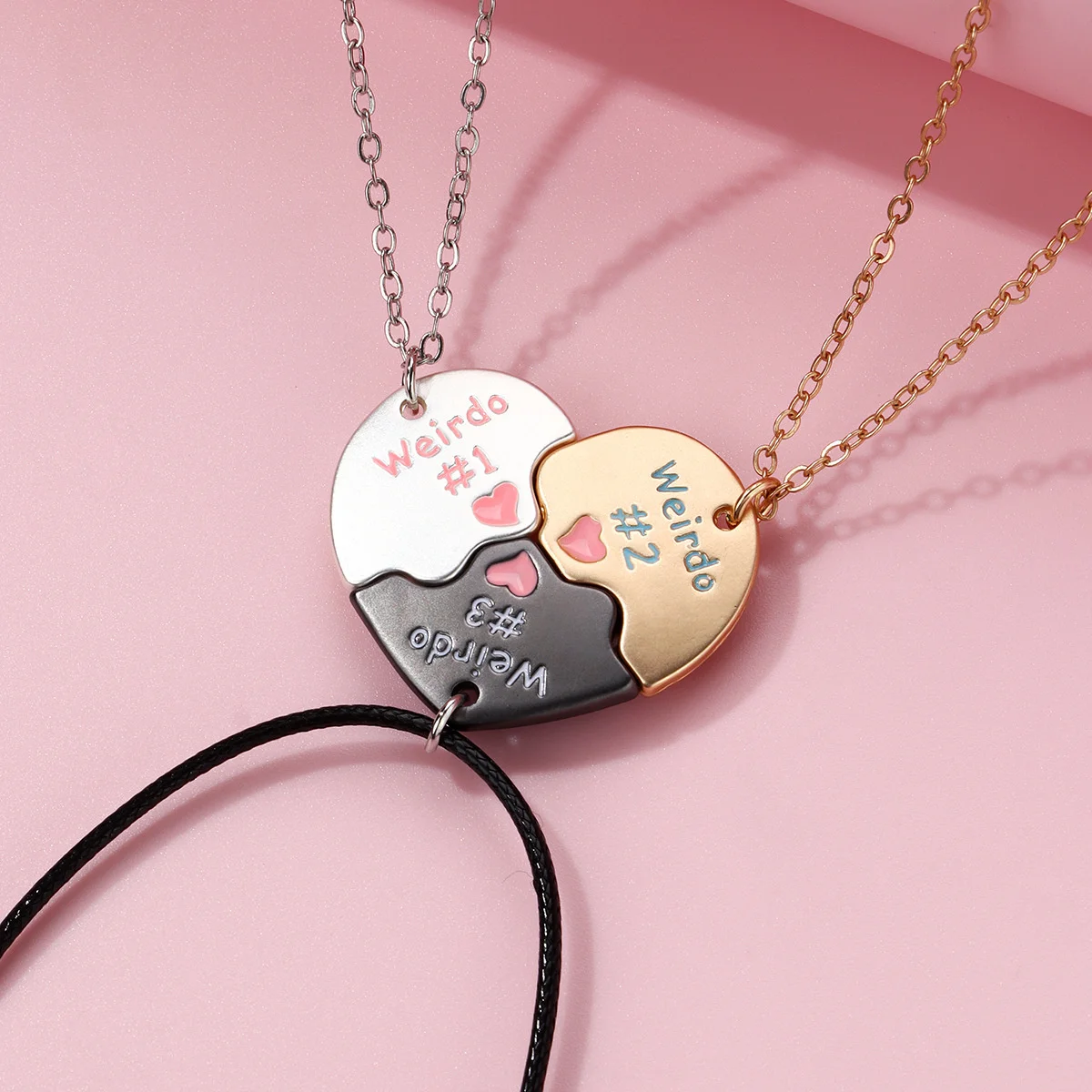 3Pcs Love Magnetic Necklace for Best Friend Letter Weirdo Pendant Simple Trendy Jewelry Party Birthday Friendship Gift 2024