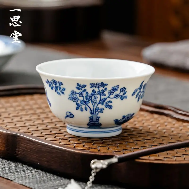 Yisitang Ceramic Single Cup Jingdezhen Hand-Painted Underglaze Blue And White Porcelain With Ancient Pattern Floral Design