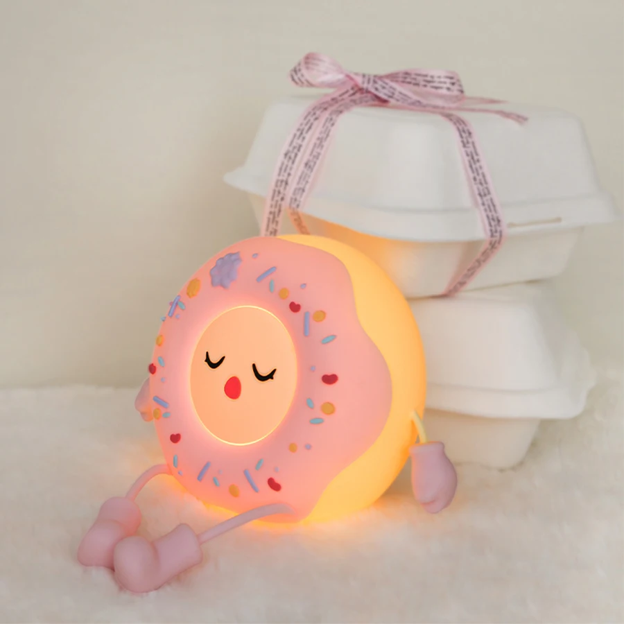 1pc Cute Donut Lamp Adorable Silicone LED Night Light Portable Light Up Dimmable Bedside Table Lamp Rechargeable Desk Accessory