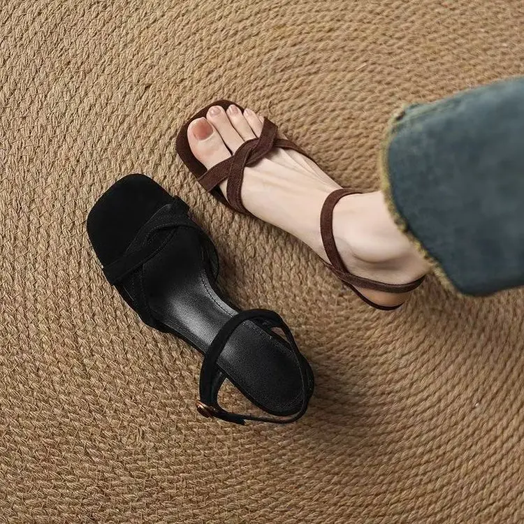 2026 Hochwertige Kaffeebraune Schmalbandige Slim-Fit Sandalen, Große Größen Sommerliche Modische Offene Zehen High Heels – Detail 7