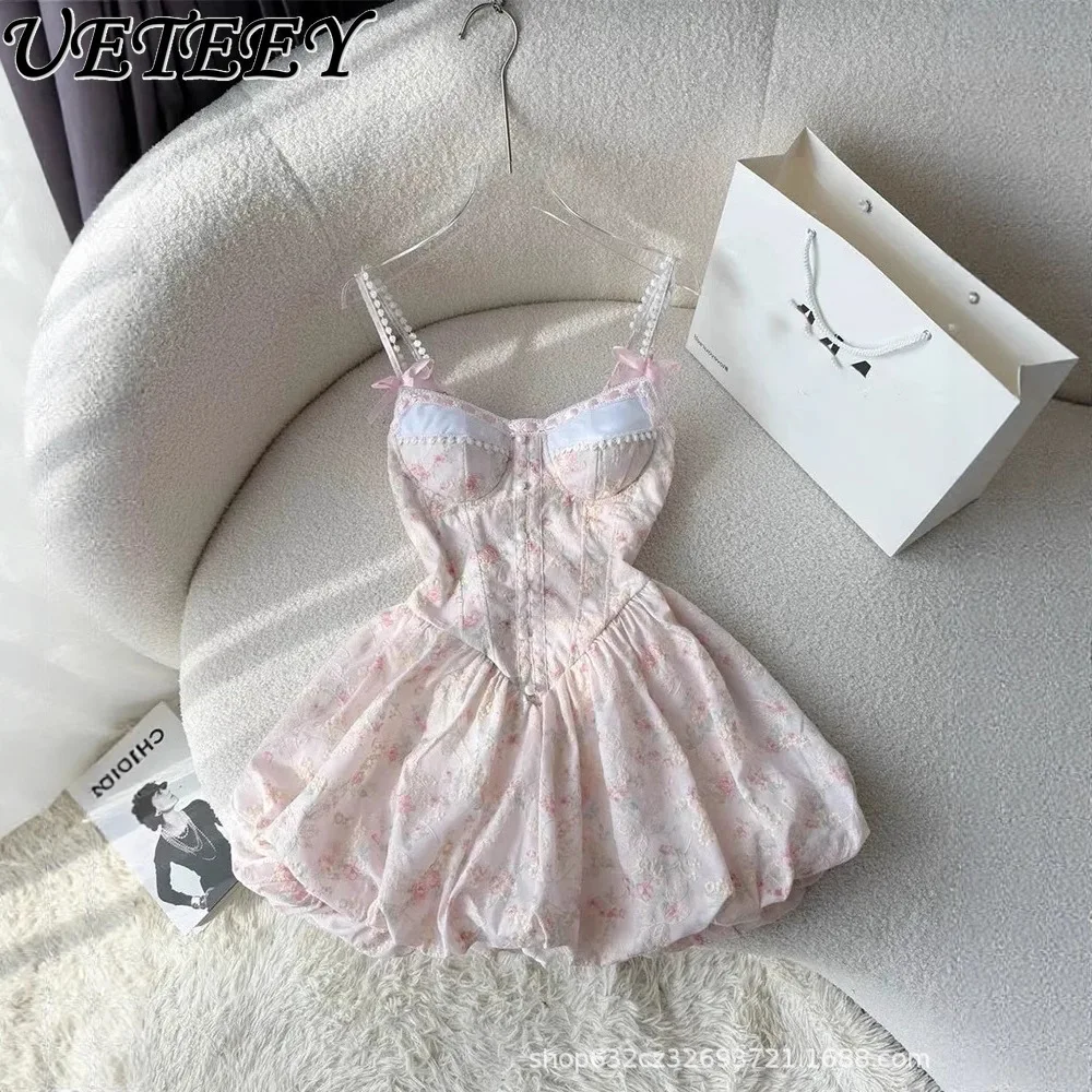 

Розовое короткое платье на подтяжках с цветочным принтом и нежным ветром, летние женские платья во французском стиле с высокой талией, уменьшающие возраст платья