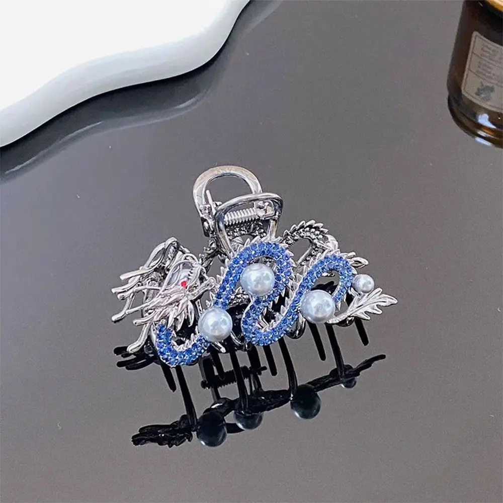 New Chinese Style Hair Clips with Pearl Rhinestone Hair Comb Alloy Metal Dragon Shaped Rhinestone Hairpin Hair Accessories view 3