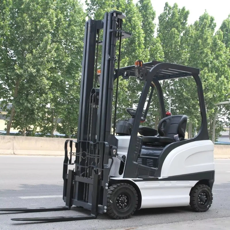 New YUGONG CPD-1.5 1.5-ton Electric Forklift Cabin 4WD Lead-Acid Battery Two-Stage Mast Foam/Pneumatic Tires Pallet