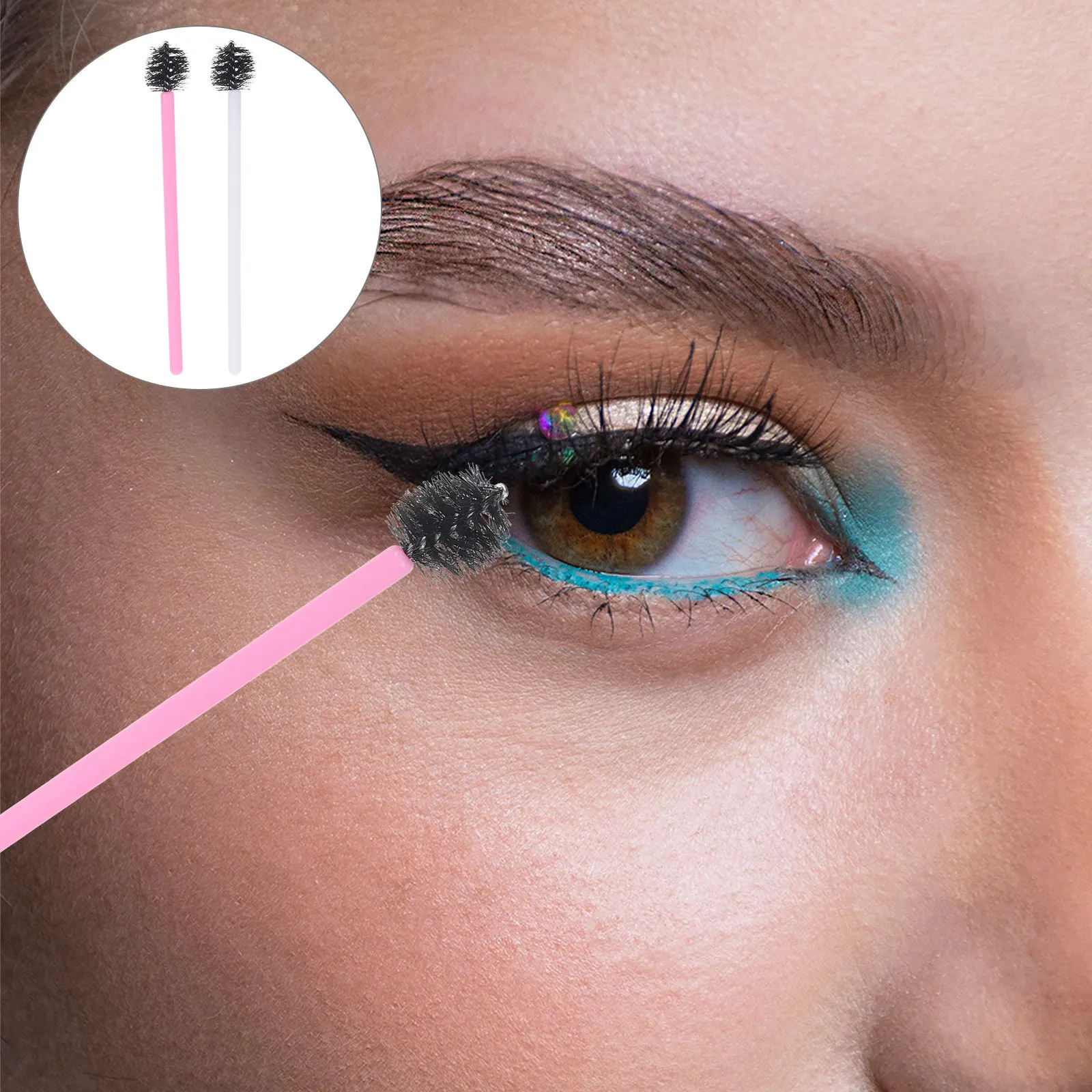 

100Pcs Eyelash Brushes Disposable Lash Brushes Portable Makeup Tools Eyebrow Spoolie Brush Travel Eyelash Applicators