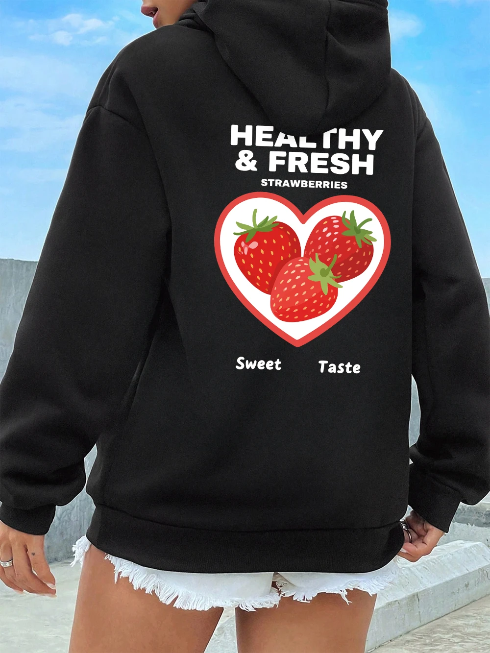 Healthy Fresh Strawberries Prints Hoodie Women Winter Fleece Warm Sweatshirt Casual Loose Pullover Street Pocket Womans Clothes