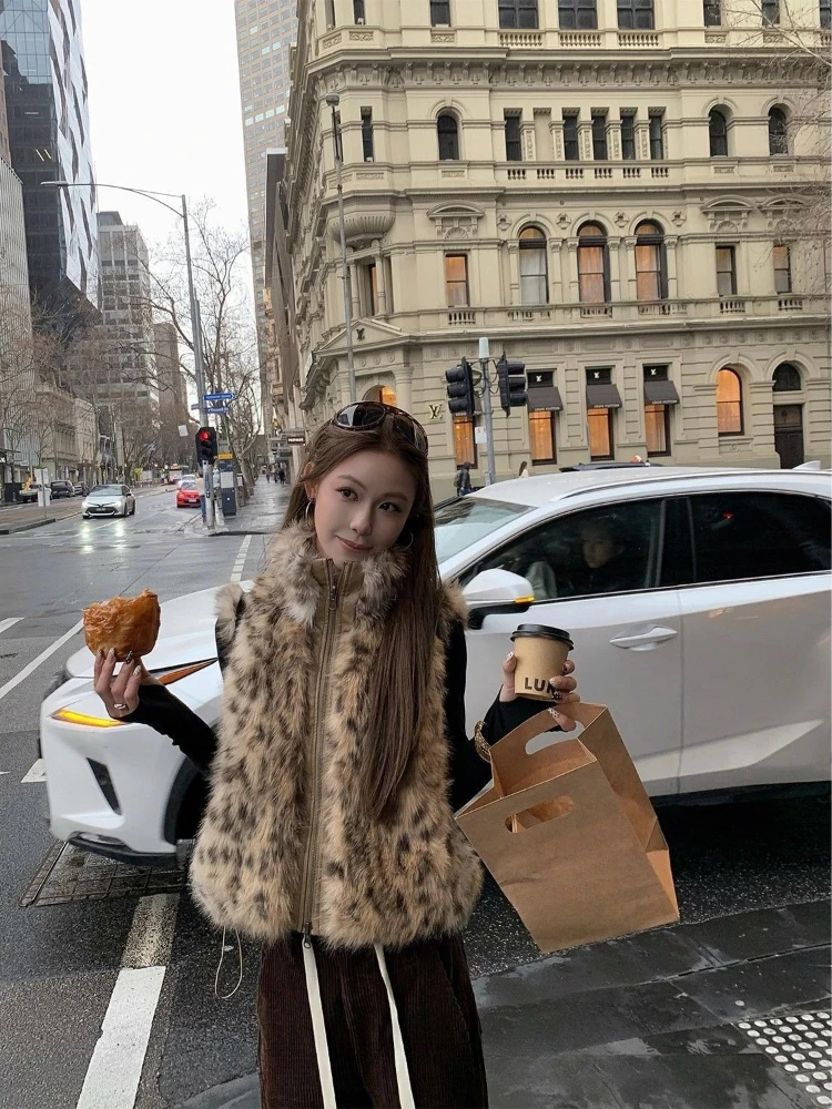 2000s American Vintage Vest Coats Women Sleeveless Outwear Faux Fur Jackets Korean Fashion Winter Leopard Clothing Korean