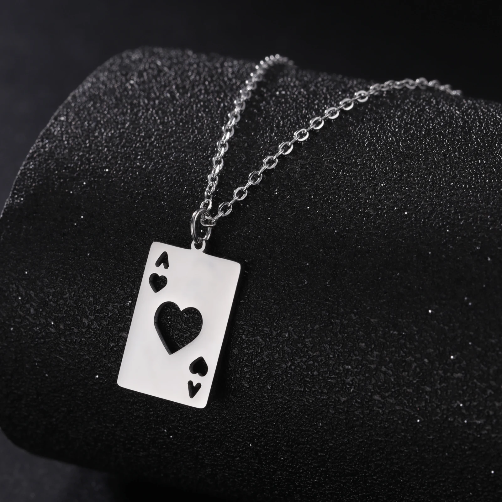 Heards Ace A Necklace Texas Poker Chain Soha Card Game Gift For Woman Men Stainless Steel Gold Color Pendant Metal Jewelry