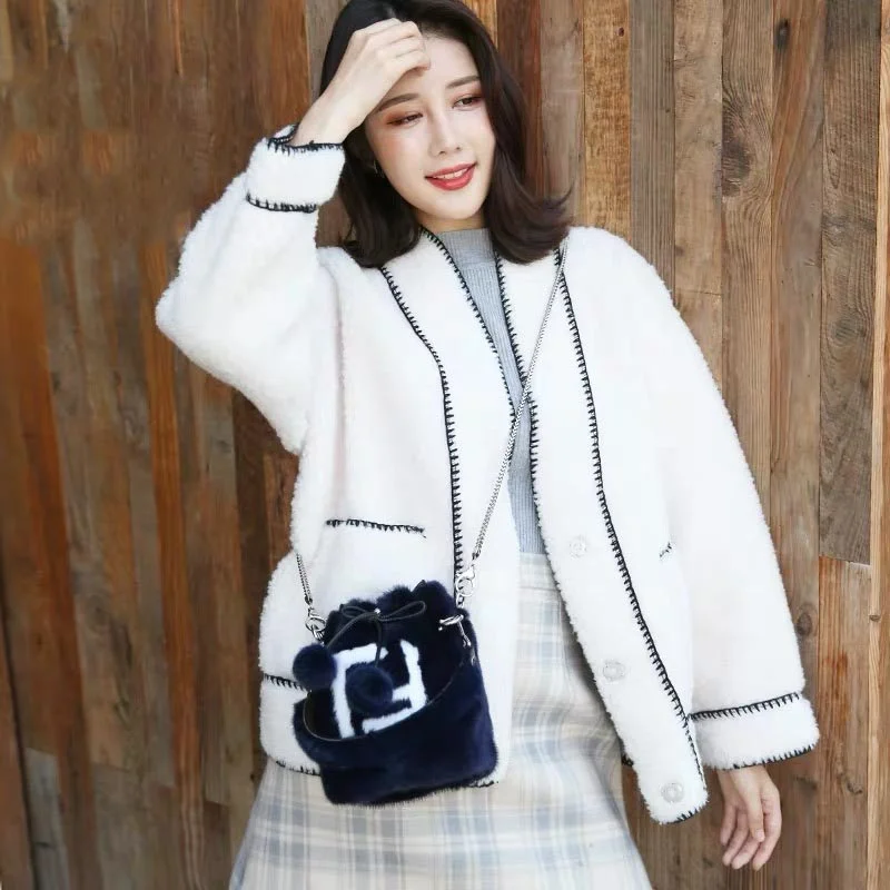 Autumn and Winter New Women's Bag High Quality Mink Hair Casual Crossbody Bag Large Capacity Fashion Chain Charm Bucket Bag