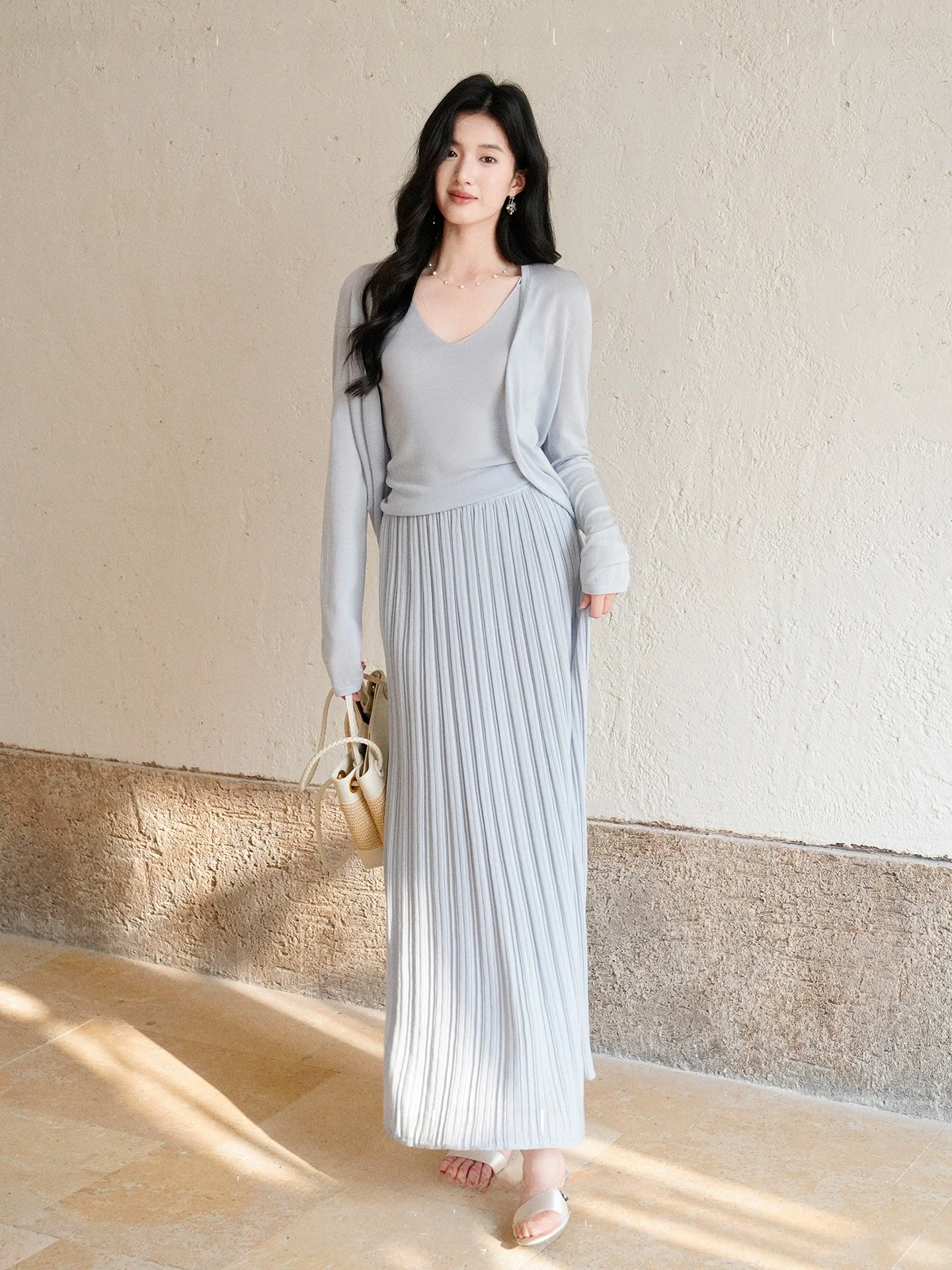 

Mist Island Mixed Knitted Silk Lenzing Three-Piece Set Women's Fashion Spring High Waist Skirt Long Sleeve Open Cardigan