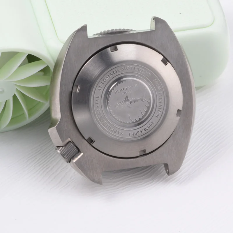 NH35 44mm Titanium 6105 Abalone Diving Watch Case C3 Luminous Sapphire Glass for NH35/NH36 Automatic Movement 200m Waterproof