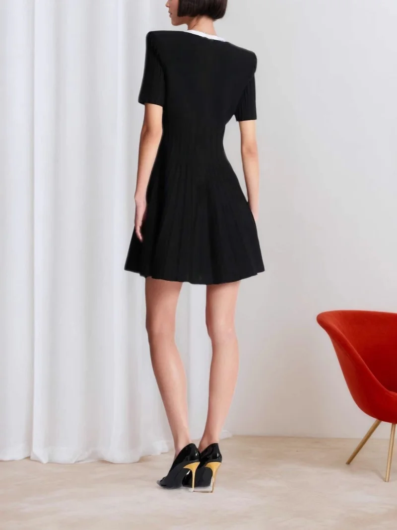 فستان قصير أنيق على طراز OL ملابس صيفية للنساء بأكمام قصيرة وياقة مربعة فساتين مرقعة للحفلات المسائية والنوادي