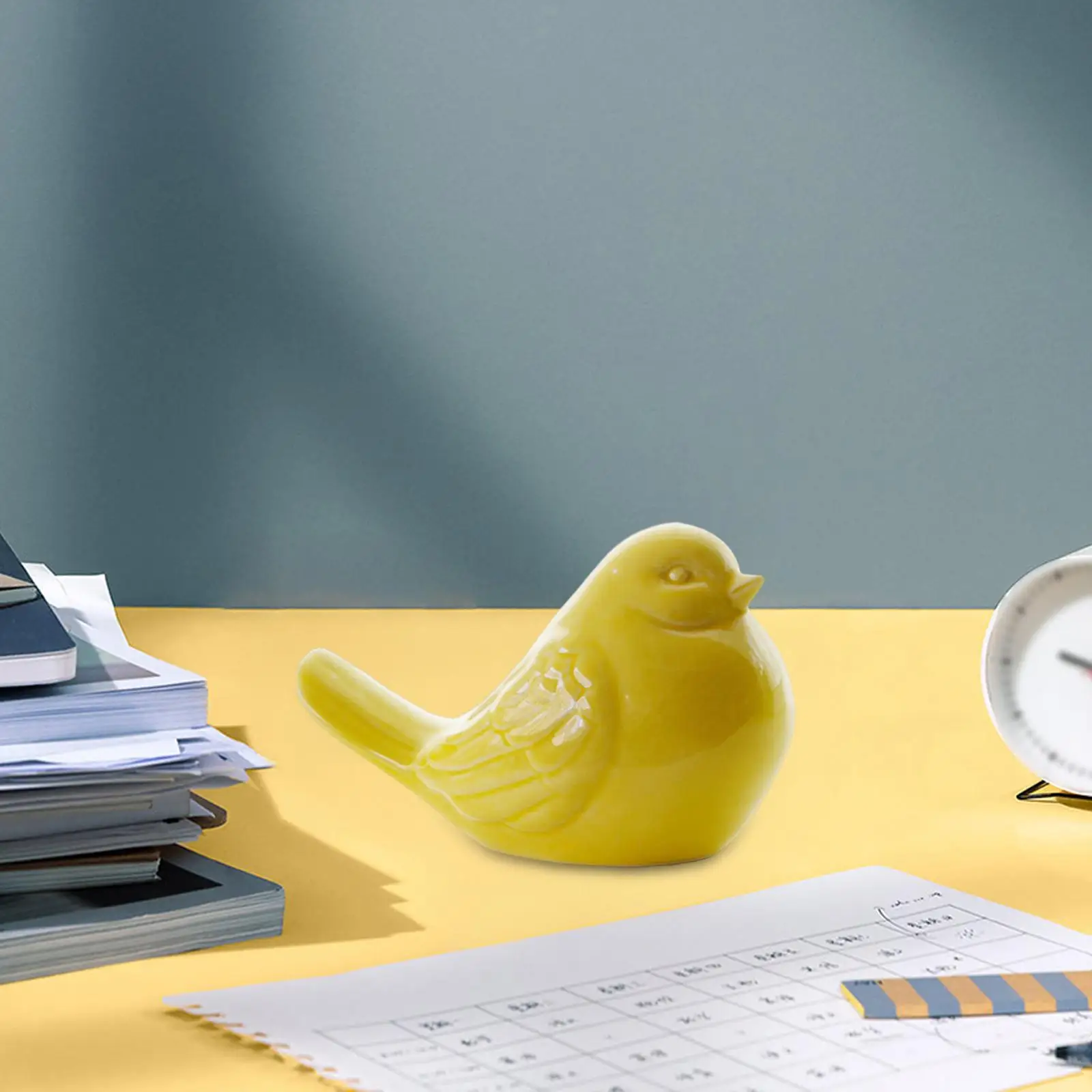 Modern Ceramic Bird Statue Yellow Tabletop Decoration Porcelain Figurine for Wedding Christmas Office Display