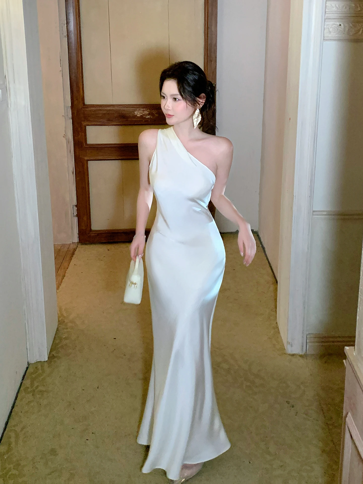 

Monet Midsummer Satin Backless Dress Women's Birthday Gown French Style Splice Waist Cinch Sleeveless Button Closure Fit