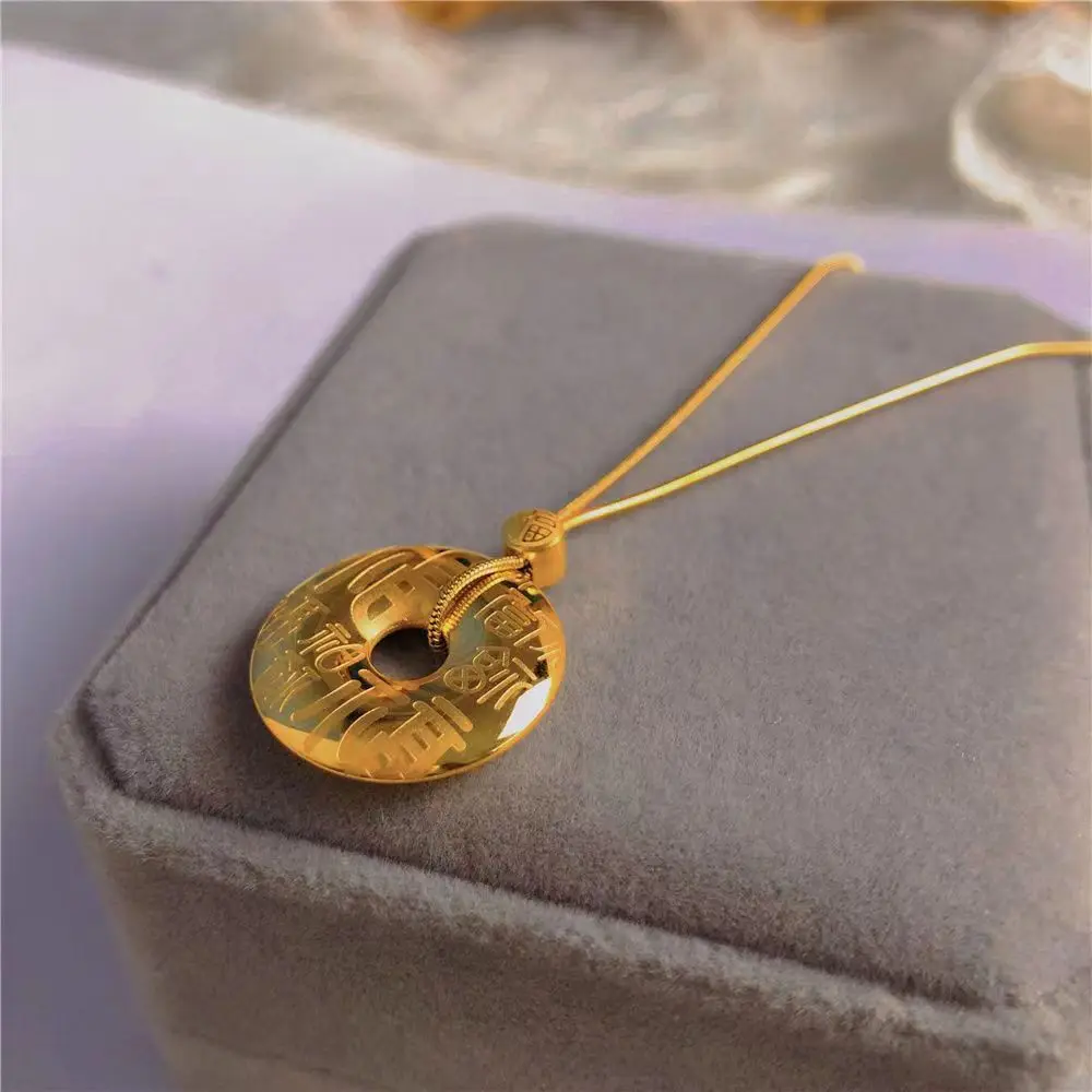 

Women's 24K Gold (AU999) Pendant | Chiseled Cloud-Wrapped Bead with Ruyi-Lock Gilt