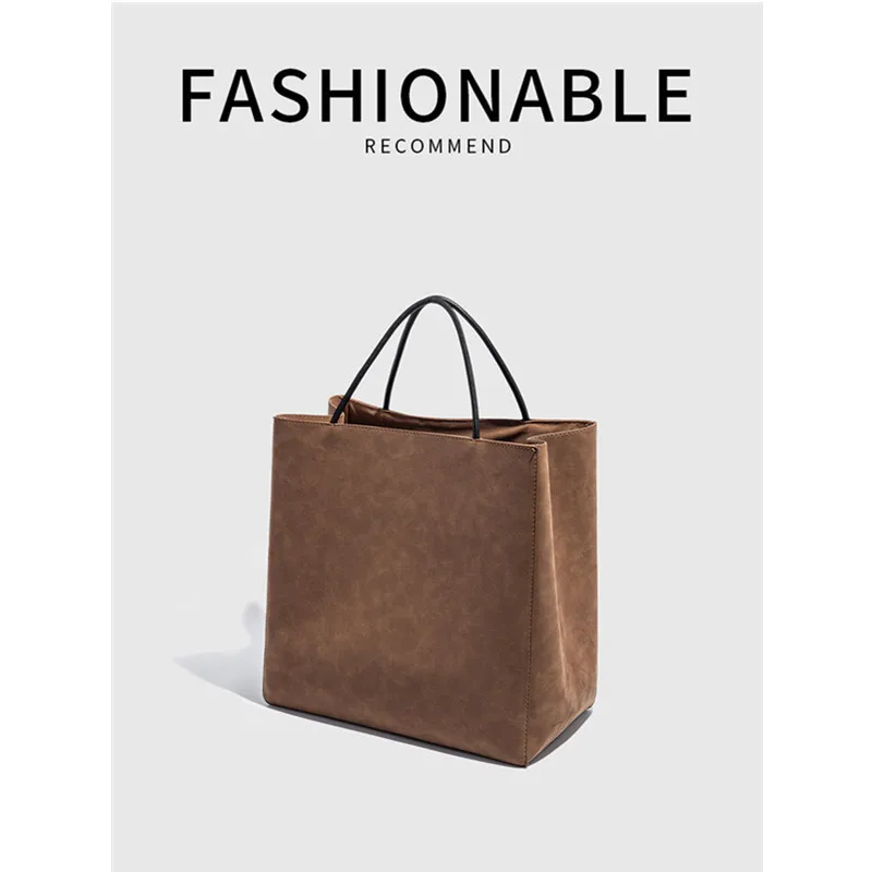 

Премиальная матовая сумка-шоппер большой вместимости, простой нишевый дизайн, портативная сумка-тоут, как бумажный пакет для женщин.