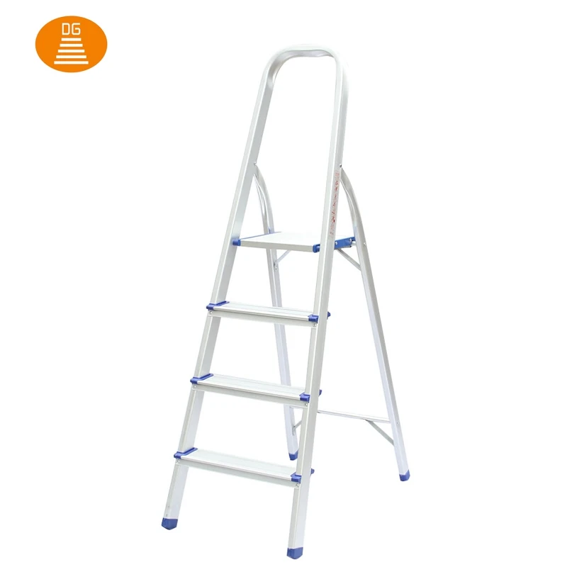 Multifunctional 4 Steps Folding Ladder Lightweight Aluminum Homeuse Ladder With CE/en131