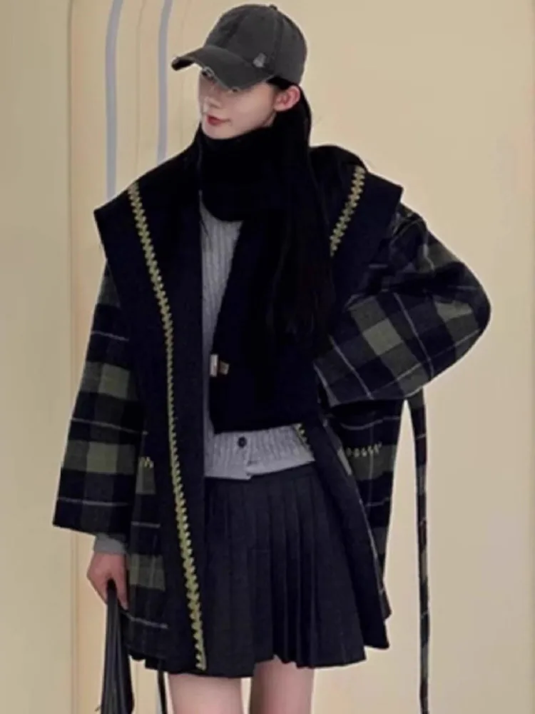 ZMEENNA Veste élégante à revers à carreaux pour femme Manteau long ouvert sur le devant avec détail de broderie Vêtements d'extérieur d'hiver surdimensionnés élégants ZM3636