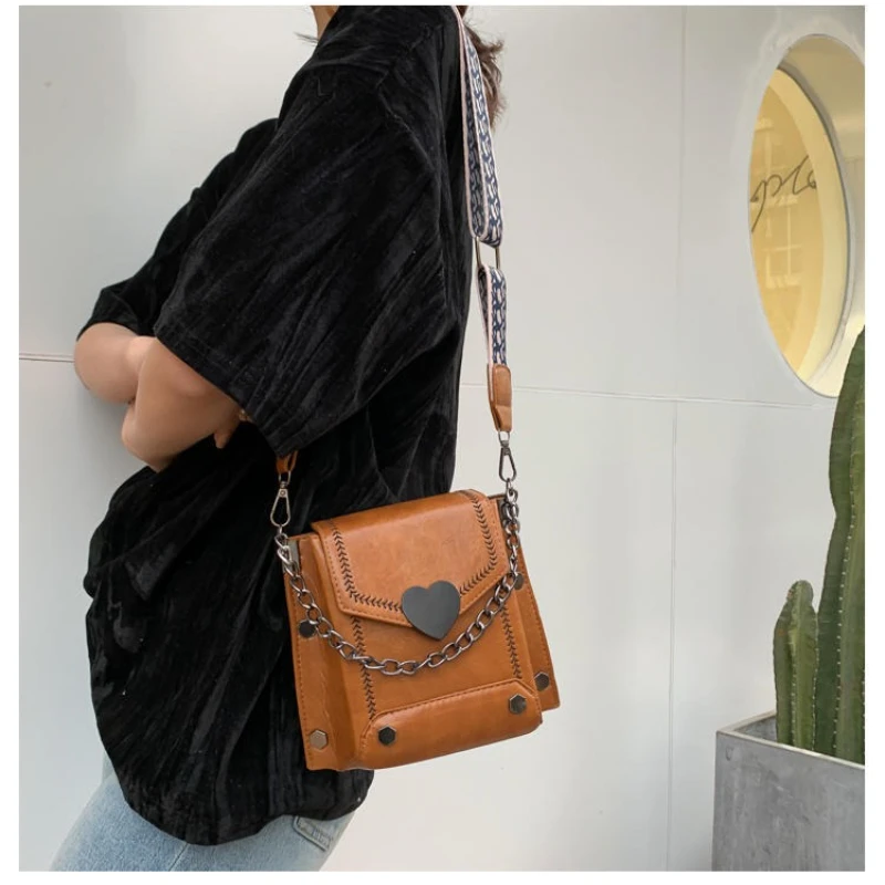 

Oil Leather Retro Double Layer Large Capacity Cell Phone Bag Coin Bag Trendy Chain Hundred Mini Crossbody Bags