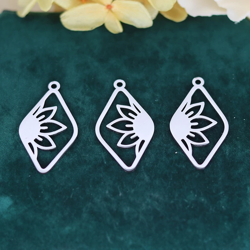 3pcs/lot Lotus Flower Charm DIY Earrings Yogo Rhombus Stainless Steel Pendant Charms for Jewelry Making Bracelets Necklace Craft