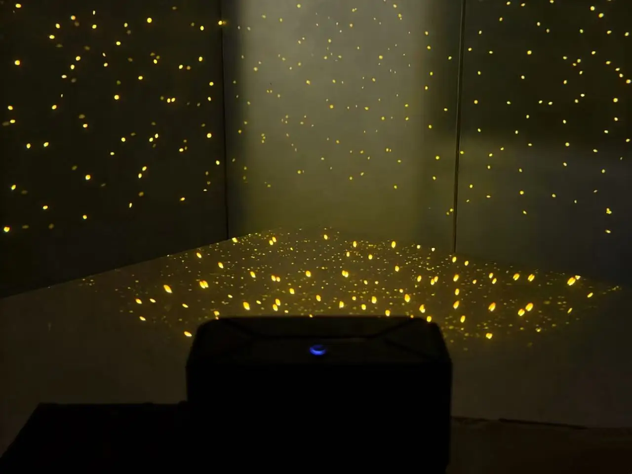 OEM Projector Light Custom Patterns Logos Multi Effects Strong LED Remote USB for Event Holiday Bar KTV Branding Promotion