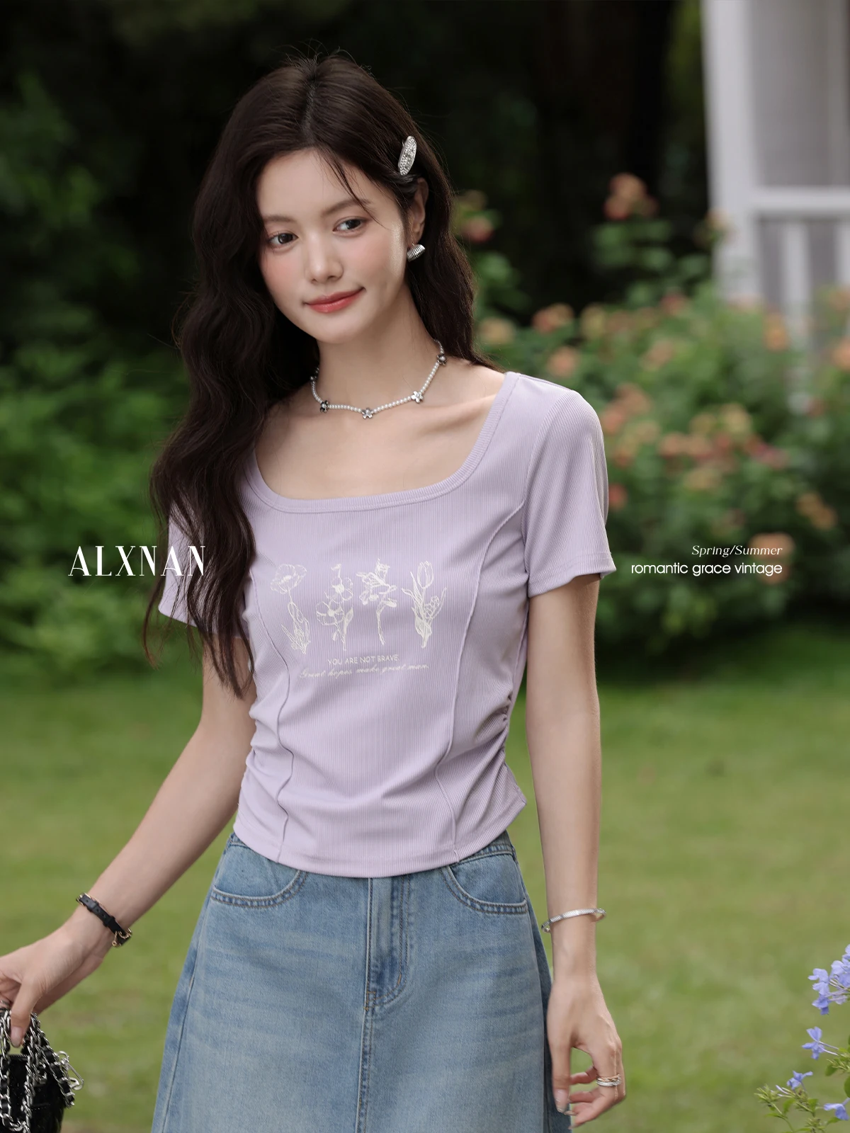 

ALXNAN Women's T-shirt Purple Square Neck Elegant Printed T-shirt 2025 Summer Casual Slim-fit Short Sleeve Tops Ladies L56052