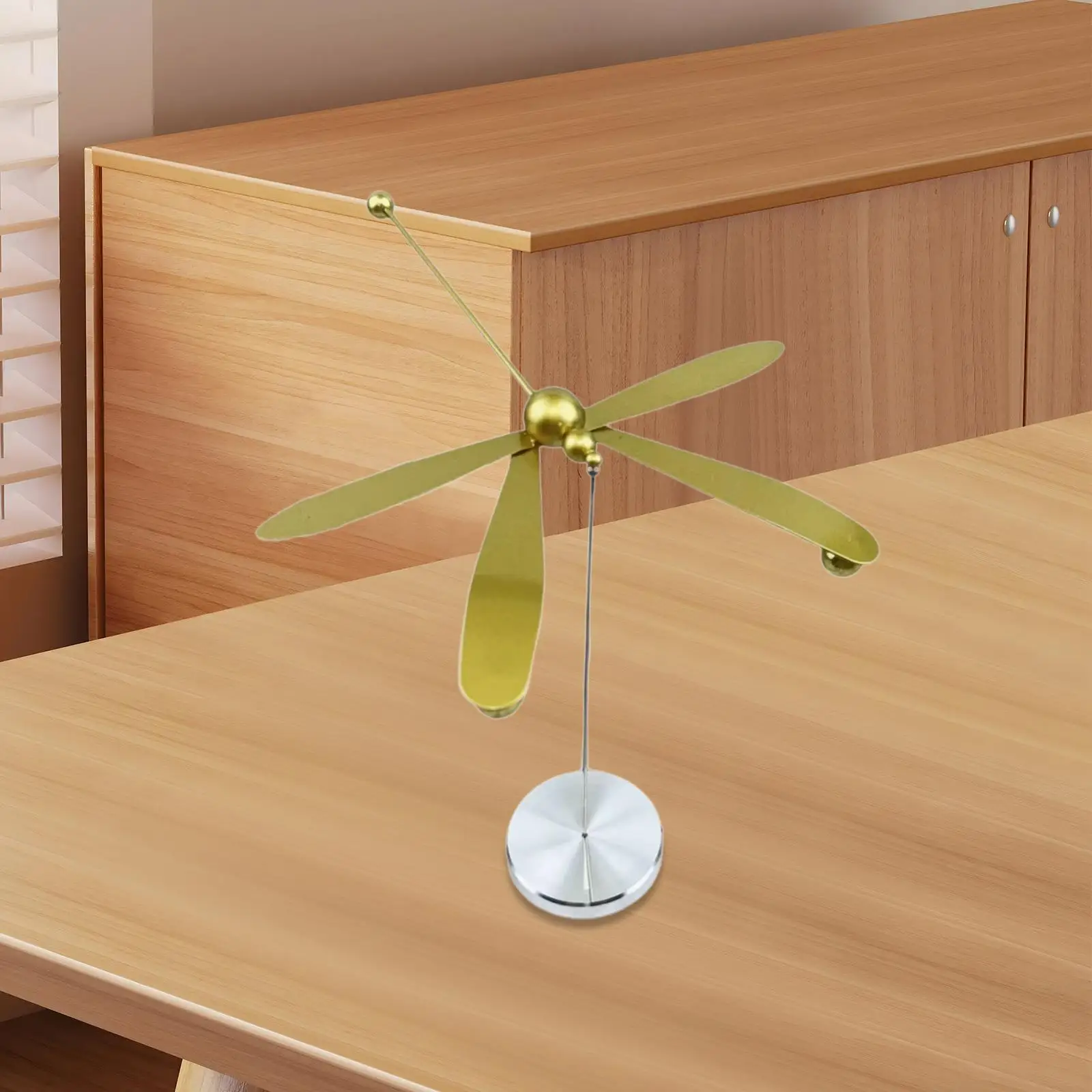 Dragonfly Ornament Desktop Decoration Modern Balancing Dragonfly Toy for TV Cabinet Tabletop Office Desk Decor Birthday Gift