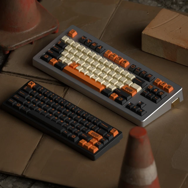 限定！【新品+新品同様】GMK Yuri R2キーキャップコレクションセット