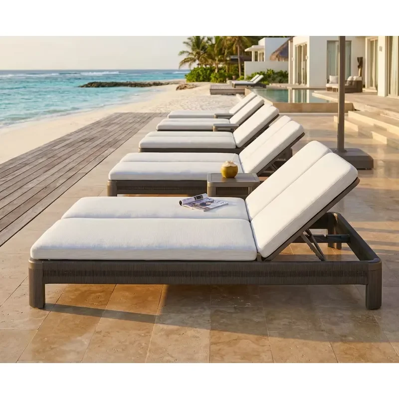 Modern Design Black Metal Sun Beds Beach Lounger Aluminum Sunbed With Wheel Hotel Aluminium Sun Loungers
