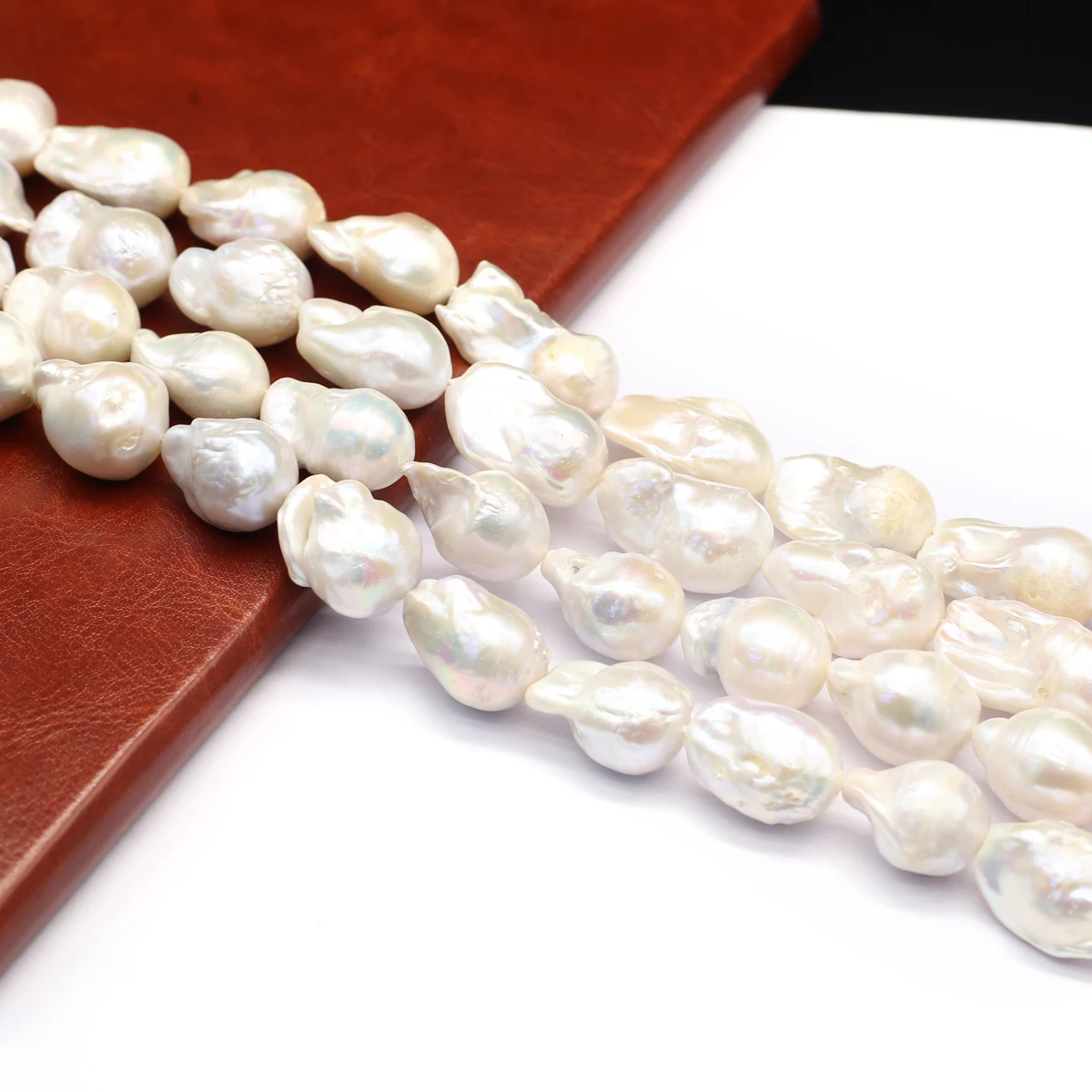 Thumbnail 3 - #45 Latest Pearl Necklaces Offers