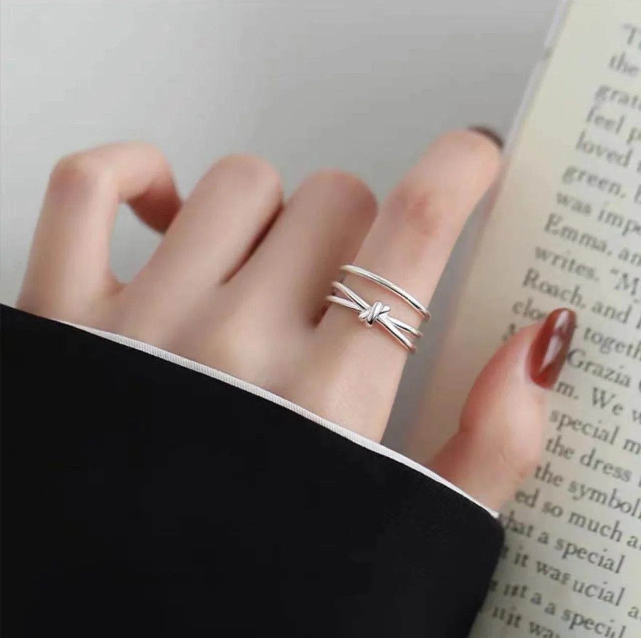 

925 Sterling Silver Smooth Three-Layer Cross Geometric Ring Light Luxury High-end Fashion Suitable For Women's Jewelry Gifts