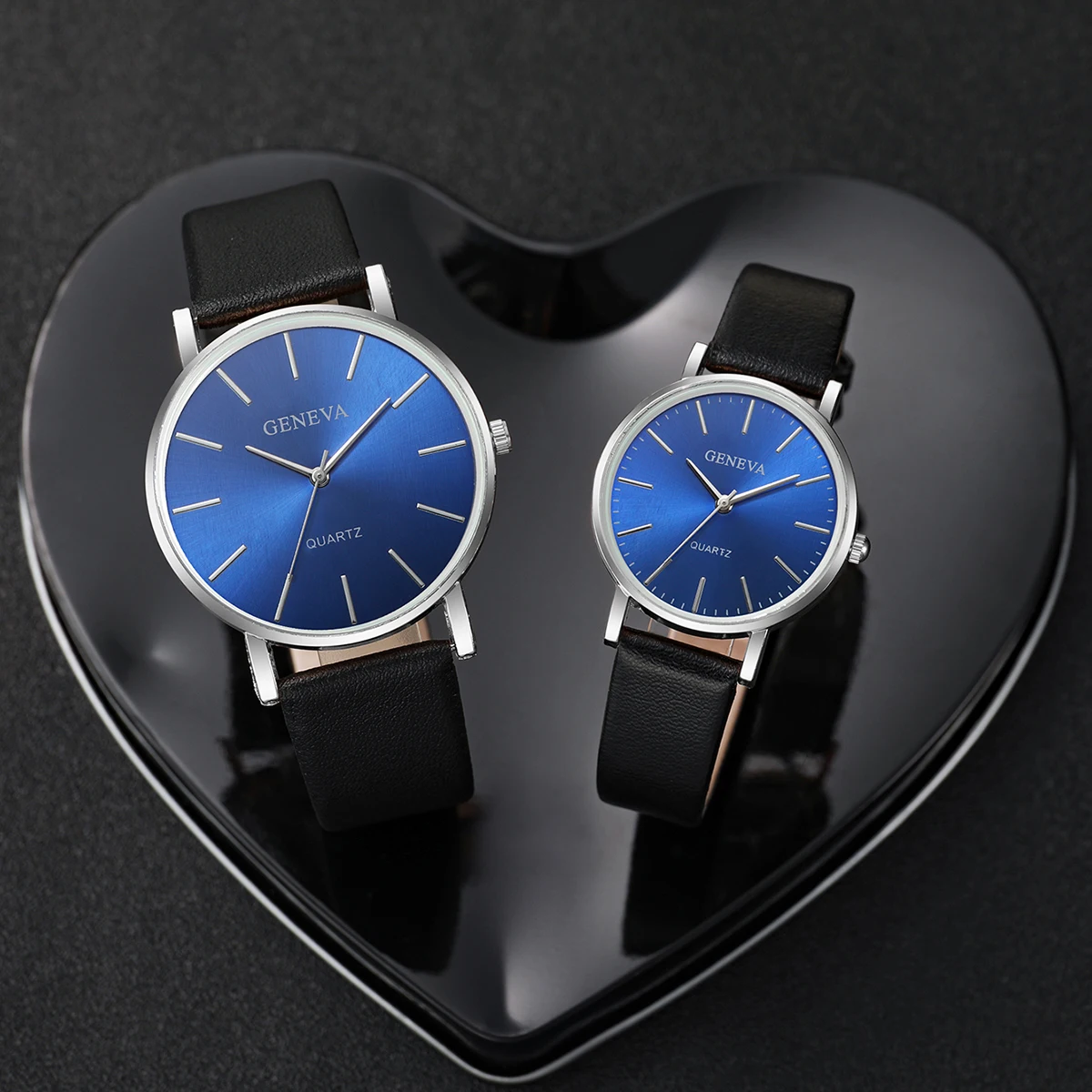 2PCS Couple\'s Watches Fashion Blue Dial Women Quartz Watch Men Leather Band Wristwatches