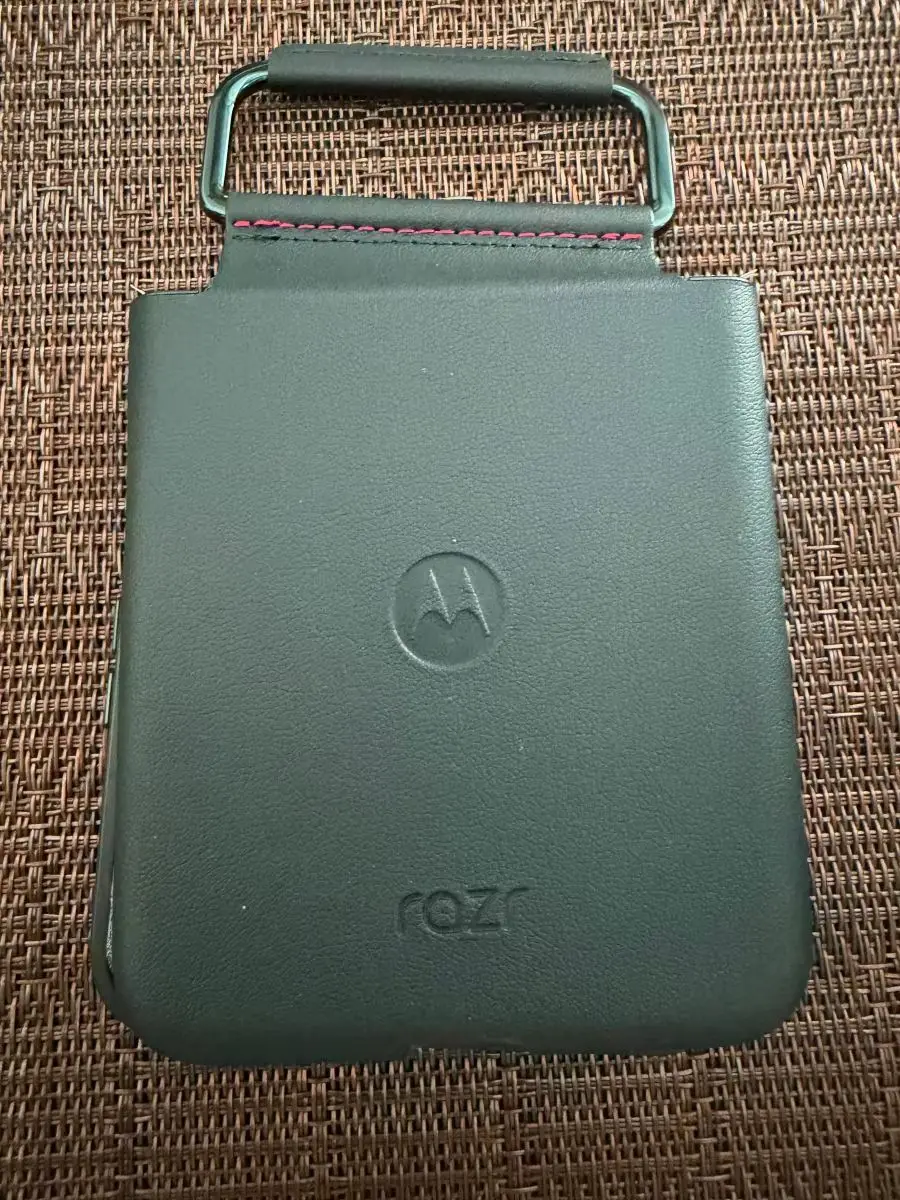 Oryginalne etui Motorola do raza 60 Ultra (razr Ultra) moto xt2551 SmartPhone Skórzane etui w kolorze ciemnozielonym — zdjęcie produktu 4