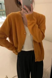 Gold button 100 cashmere knit cardigan women's autumn and winter exotic V-neck blouse Joker short sweater coat