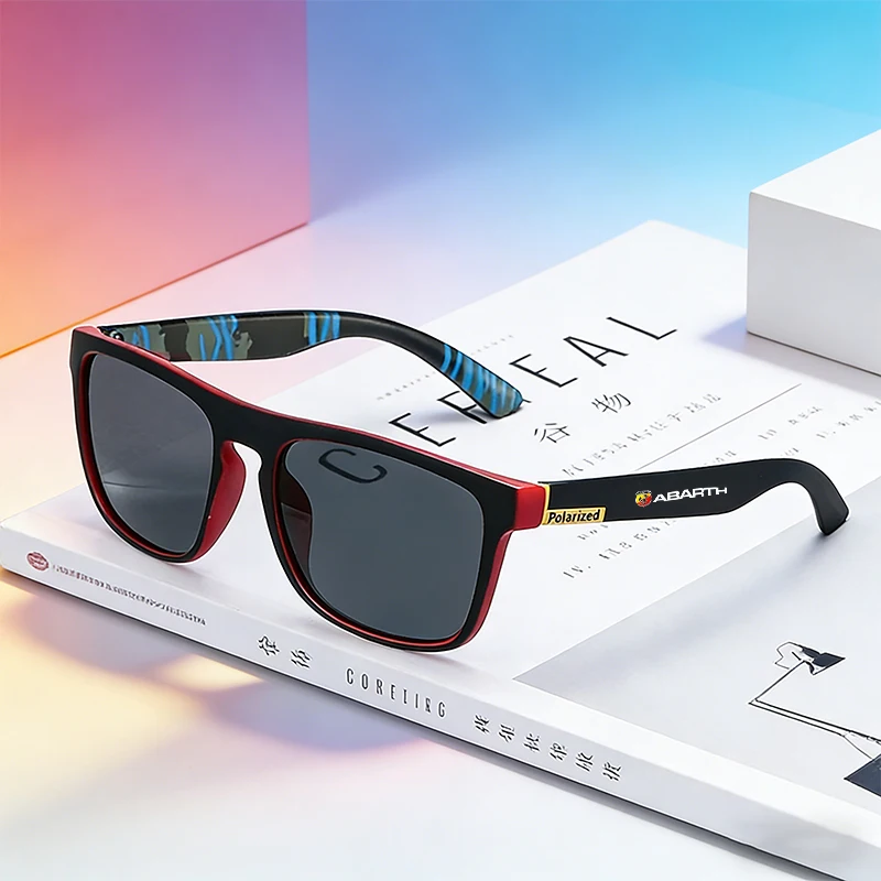 Für Fiat Abarth 595 Abarth 500 Abarth 124 Spider Klassische quadratische polarisierte Outdoor-Sport-Sonnenbrille Fahrerbrille UV-Schlüsselanhänger