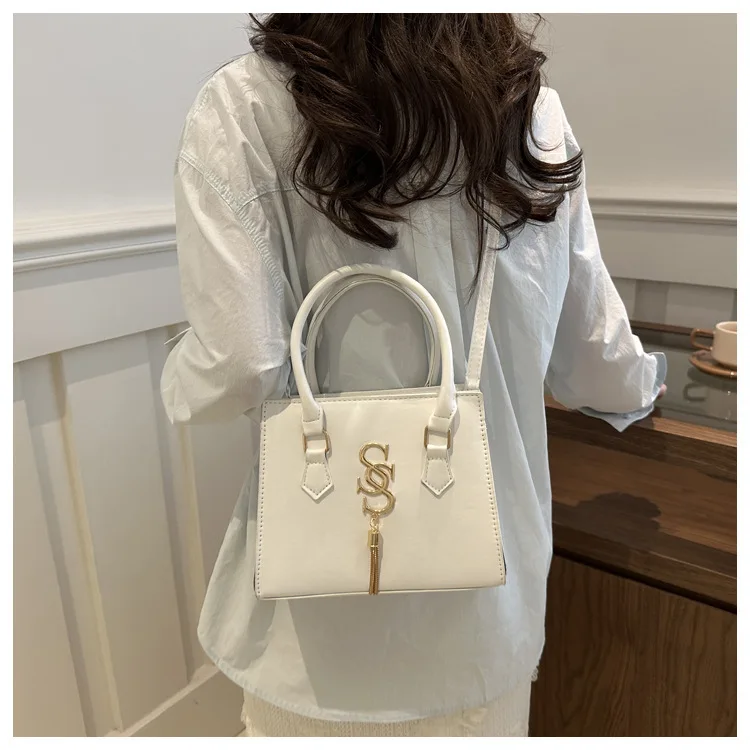 

2025 Architectural Lipstick Clutch, Multi-Way Convertible Top Handle Crossbody Purse for Women, Minimalist Day to Night Carryall