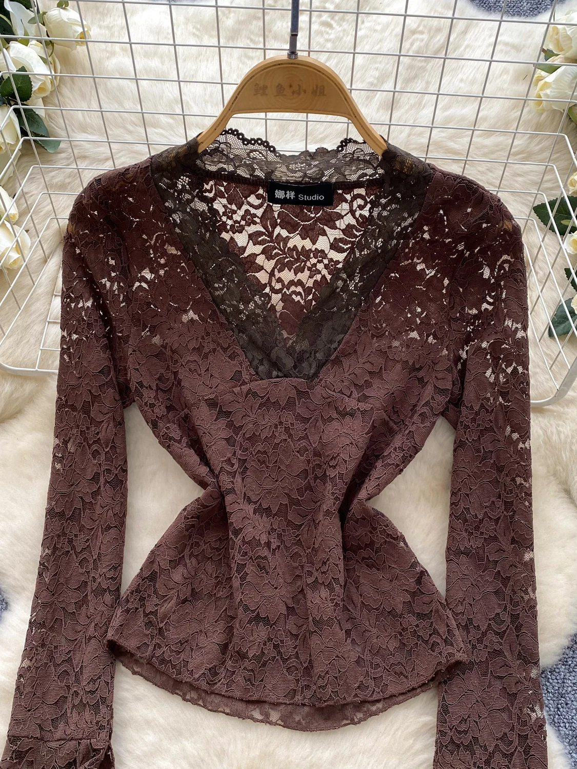 

Retro Sle Lace Hollow out Micro Flared irt Women's Slim Fit Faionable Autumn Top Korean Sle Commute Wind Breathable S...