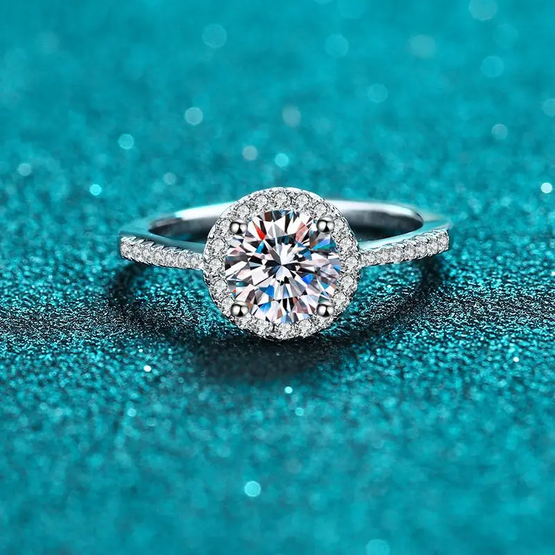 

Platinum Pt950 Charming 0.5ct/1ct/2ct Moissanite Rings for Women in 18k White Gold - Ideal Anniversary Fine Jewelry