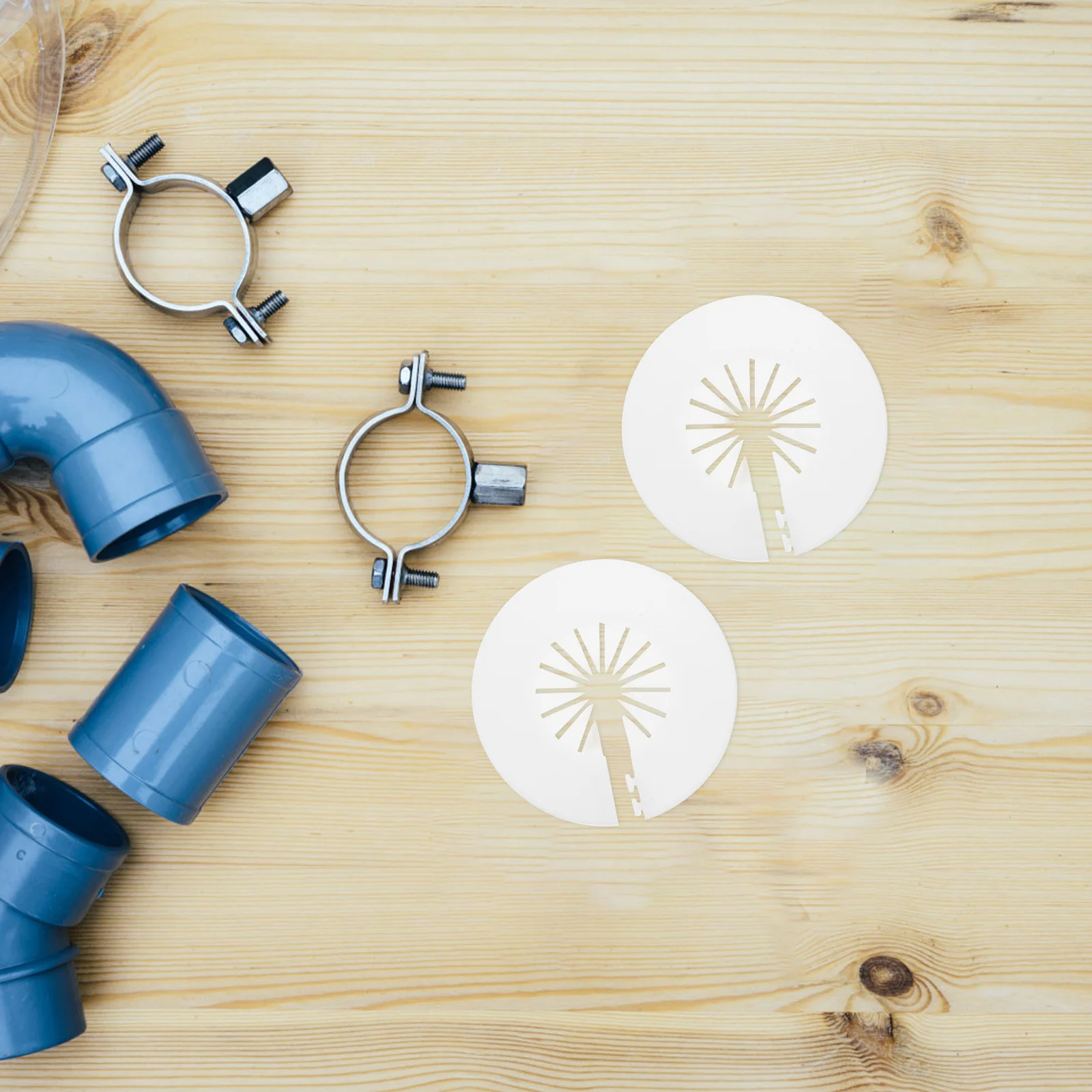 10 szt. Dekoracyjne osłony rur, łatwa instalacja, ocynkowane płytki maskujące do instalacji hydraulicznych, ozdobne nakładki na odpływ wodny