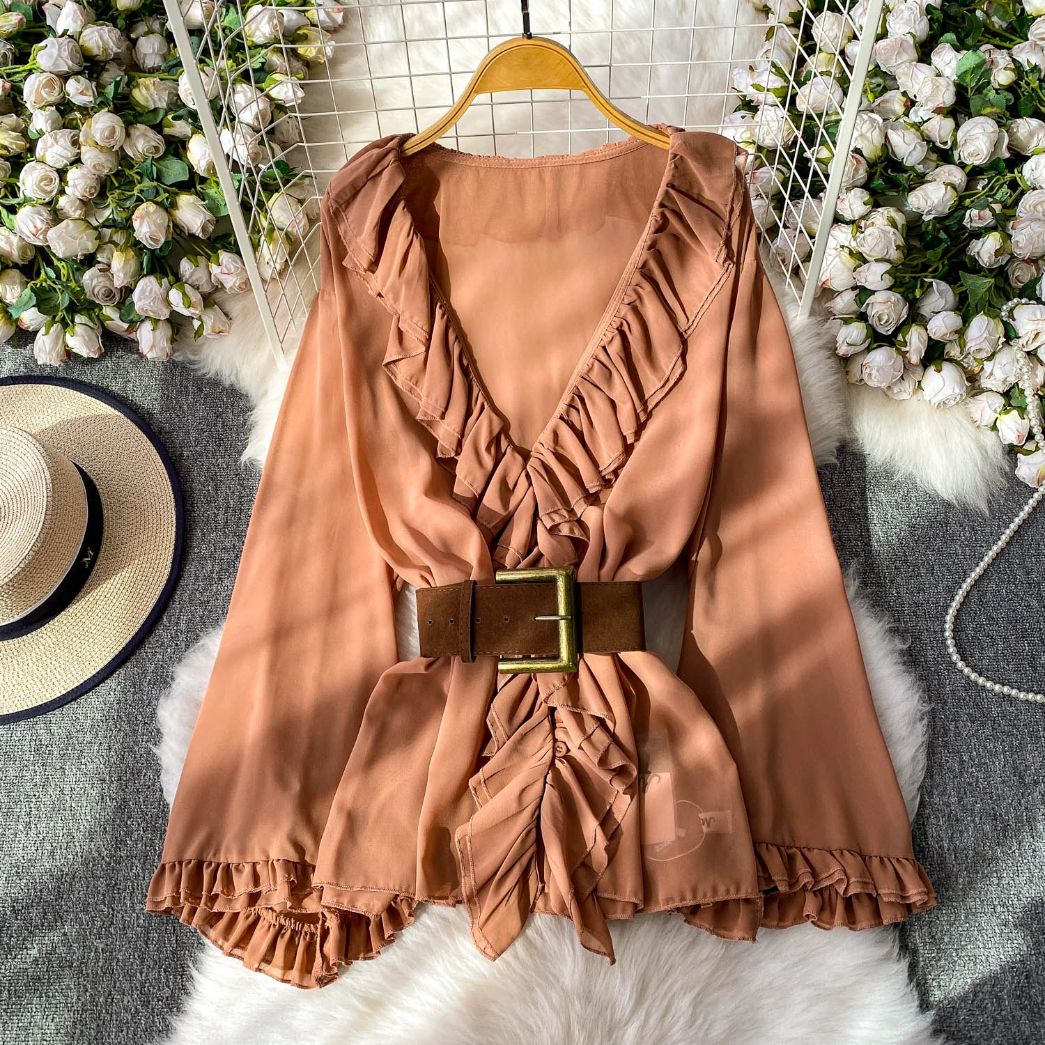 

England Styles Chiffon Blouse Women Edible Tree Fungus Splice V Neck Flared Sleeve Tops With Belt Slim Design Elegant Shirts
